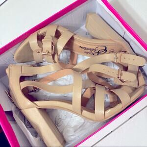Beige Nude Strappy Wrap Around Ankles Stacked Block Heels size 7
